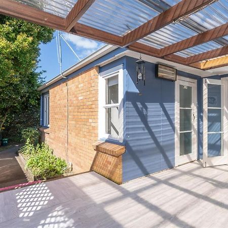 3-Bedroom Unit Within Walking Distance To City Hamilton Exterior photo