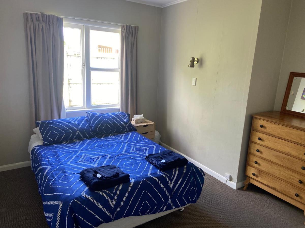 3-Bedroom Unit Within Walking Distance To City Hamilton Exterior photo
