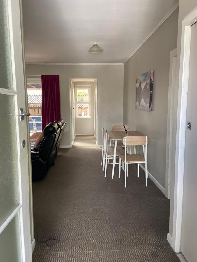 3-Bedroom Unit Within Walking Distance To City Hamilton Exterior photo